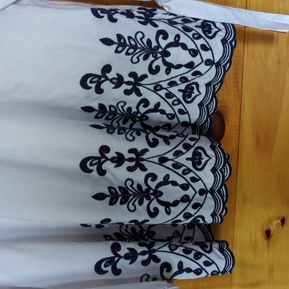 Time & Tru Eyelet Blouse - Picture 2 of 6